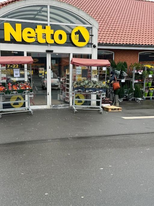 Stor Og Lys Lejlighed I Hjertet Af Holstebro Kültér fotó